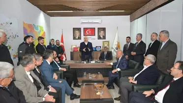 TBMM Bayındırlık Komisyonu Başkanı Karaismailoğlu, Adıyaman’da Parti İl Başkanlığına Ziyaret Gerçekleştirdi