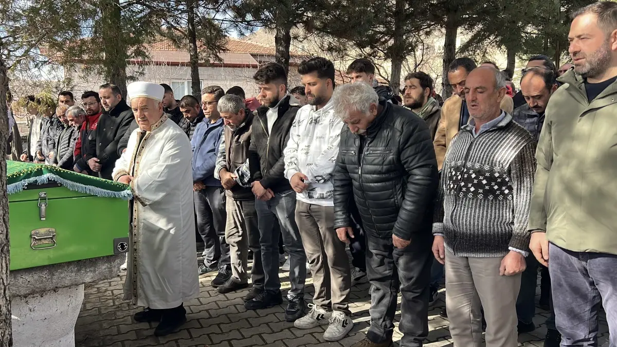 Nevşehir’de 19 Yaşındaki Sümeyye Satılmış’ın Trajik Ölümü ve Cenaze Töreni