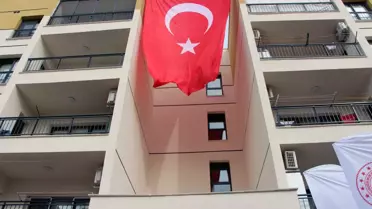 Deprem bölgesine yönelik kalkınma projeleri ve yardım dağıtımı