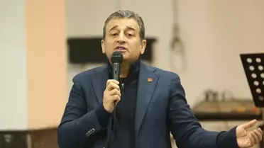 Hatay’da Deprem Kurbanları İçin Anma Yürüyüşü Gerçekleşti