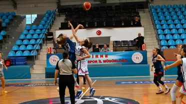 Buğlem Enç Sakarya Karate Ligi'nde 12 Yaş Altı 54 Kg Kategorisinde Gümüş Madalya Kazandı