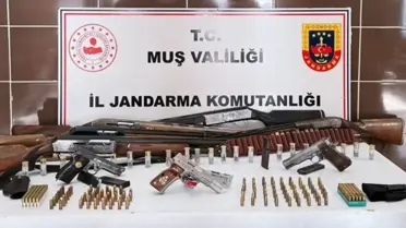 Malazgirt’te Güvenlik Birimleri 3 Tabanca, 5 Av Tüfeği ve 283 Fişek Ele Geçirdi