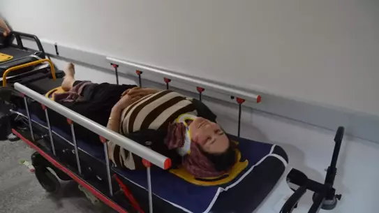 Minibüsün duvara çarpma anı