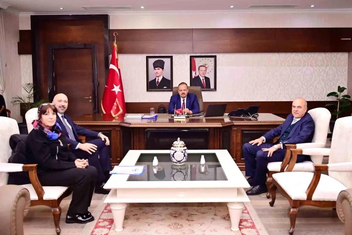 Söke Belediye Başkanı Arıkan, Tarihi Binalar İçin Valilik Desteği Aldı