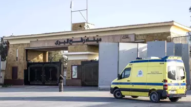 Refah Sınır Kapısı'nda 25 Gazzeli Hastanın Geçişi Tamamlandı