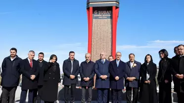 Ulaştırma ve Altyapı Bakanı Uraloğlu, Malatya’da Deprem Şehitlerinin Kabirlerini Saygıyla Ziyaret Etti