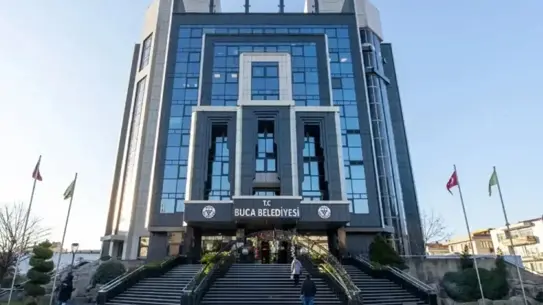 Buca Belediyesi'nde Geniş Operasyon: 28 Şahıs Gözaltına Alındı