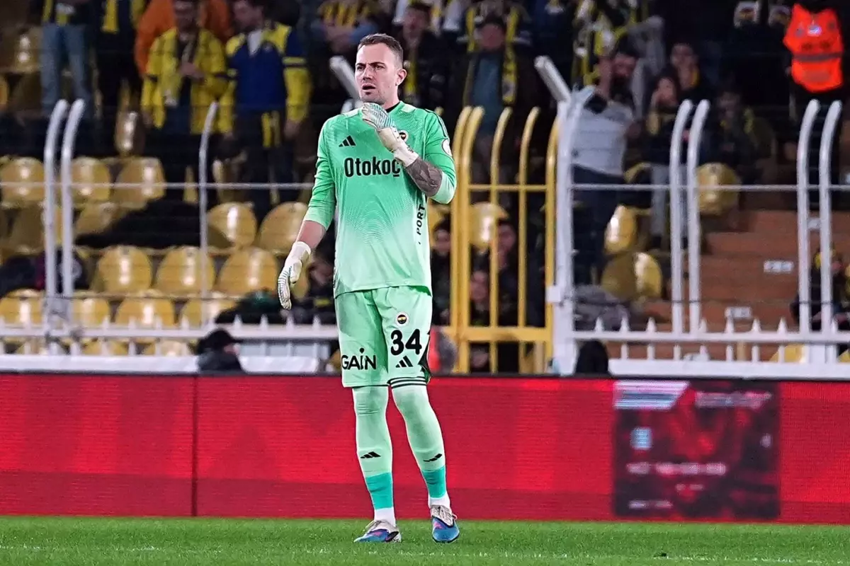 Mert Günok, 3.905 Gün Sonra Kadıköy'de Fenerbahçe Kalesini Tekrar Koruyor