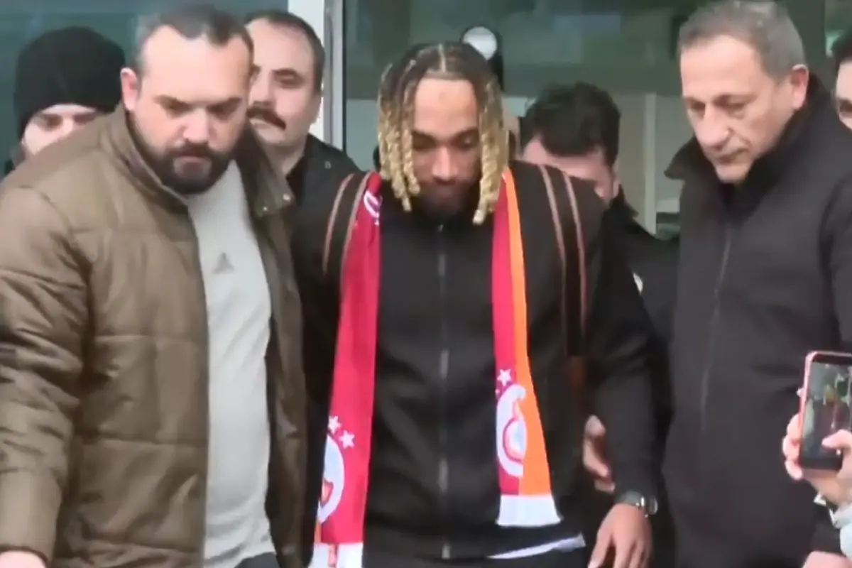 Sacha Boey Galatasaray'da: 500 Bin Euro Kiralama ve Opsiyonlu Transfer