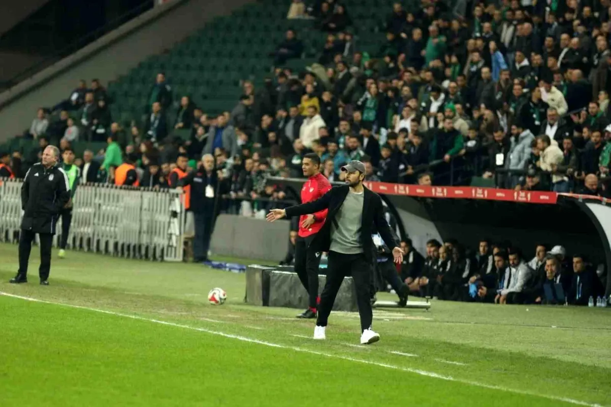 Selçuk İnan, Beşiktaş Karşısında Kırmızı Kartla Oyundan Çıktı
