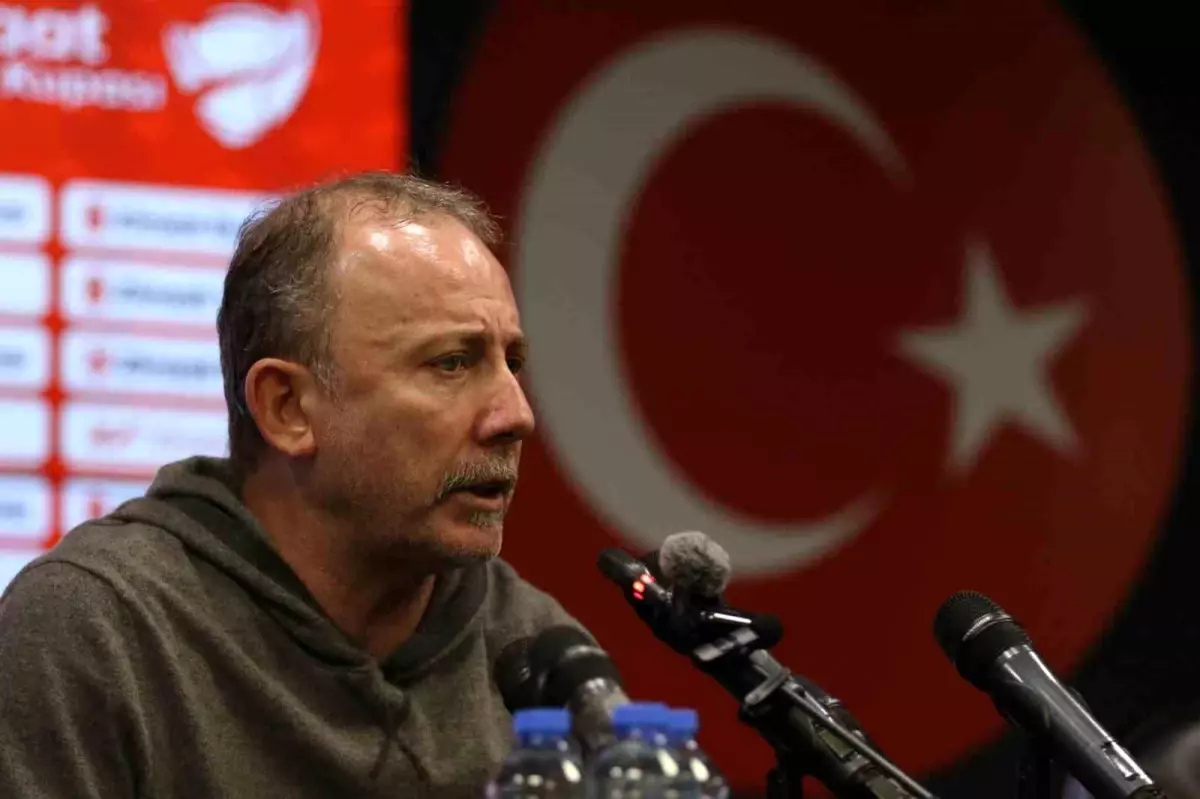 Beşiktaş ve Kocaelispor'un 1-1'lik Mücadelesi: Sergen Yalçın'dan Adaletli Skor Yorumları