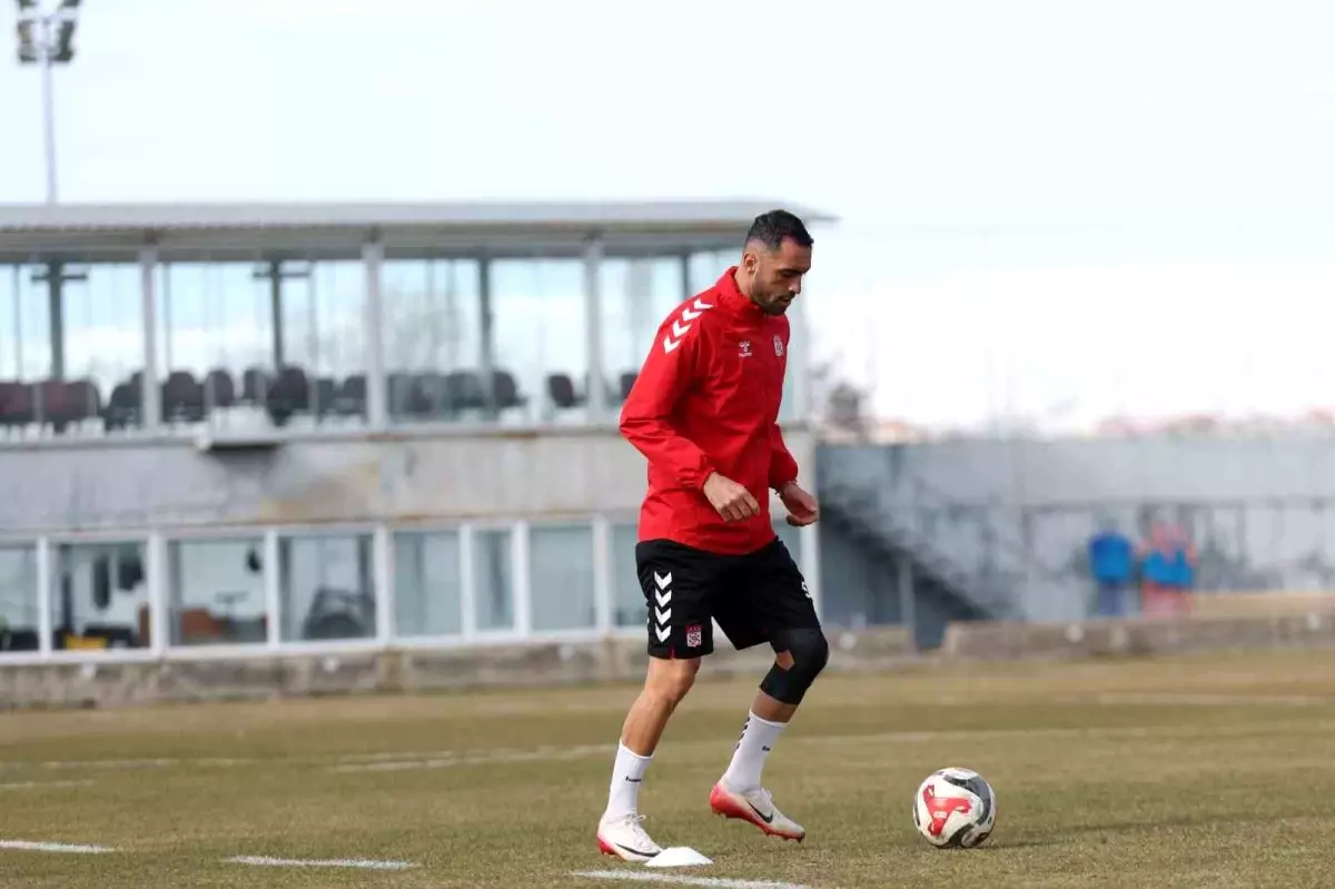 Sivasspor, Sarıyer Maçı Öncesi Antrenmanlarını Tamamladı