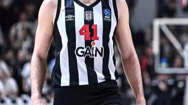 Zizic'in sert smaç anı