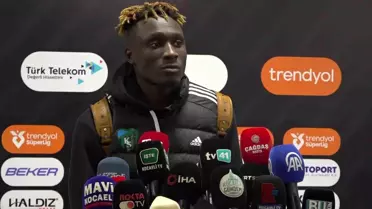 Maçta kritik kurtarış yapan Agyei