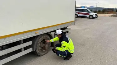 Bilecik’te Kış Lastiği Denetimlerinde Sürücüler Kurallara Uyum Sağladı