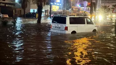 Bodrum’da Şiddetli Sağanak Sel Felaketi: Sokaklar Göl Oldu, Evler Su Altında