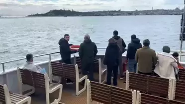 Eminönü-Üsküdar Vapurunda Ani Atlama Olayı ve Kurtarma Operasyonu