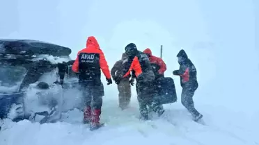 Kayseri'de Tipi Aracı İçinde Kalan Vatandaşlar AFAD ile Kurtarıldı