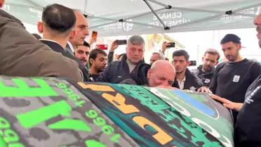 Kocaeli'de Ziraat Kupası Maçında Tribün Kazası: 20 Yaşındaki Taraftarın Babası Acı Duygularını Paylaştı