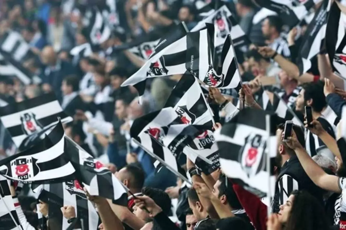 Beşiktaş, Agbadou Transferini 18 Milyon Euro Bedelle Tamamladı