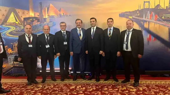 Edremit Ticaret Odası Başkanı Ahmet Çetin, Türkiye‑Mısır İş Forumlarına Katıldı