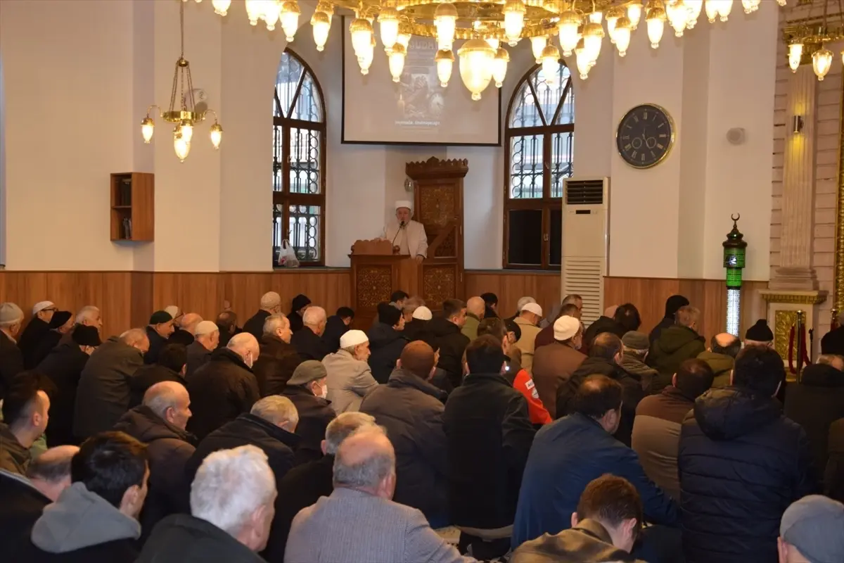 Giresun’da Deprem Şehitleri İçin Anma Töreni Gerçekleştirildi