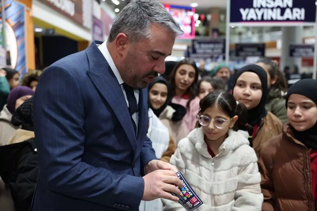 Pursaklar’da Kitap Günleri Yeniden Canlanıyor: Deprem Yıl Dönümünde Okuma Şöleni