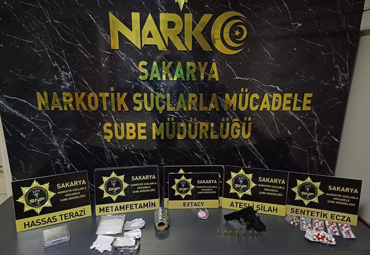 Sakarya'da Büyük Uyuşturucu Operasyonu: 3 Kişi Tutuklandı
