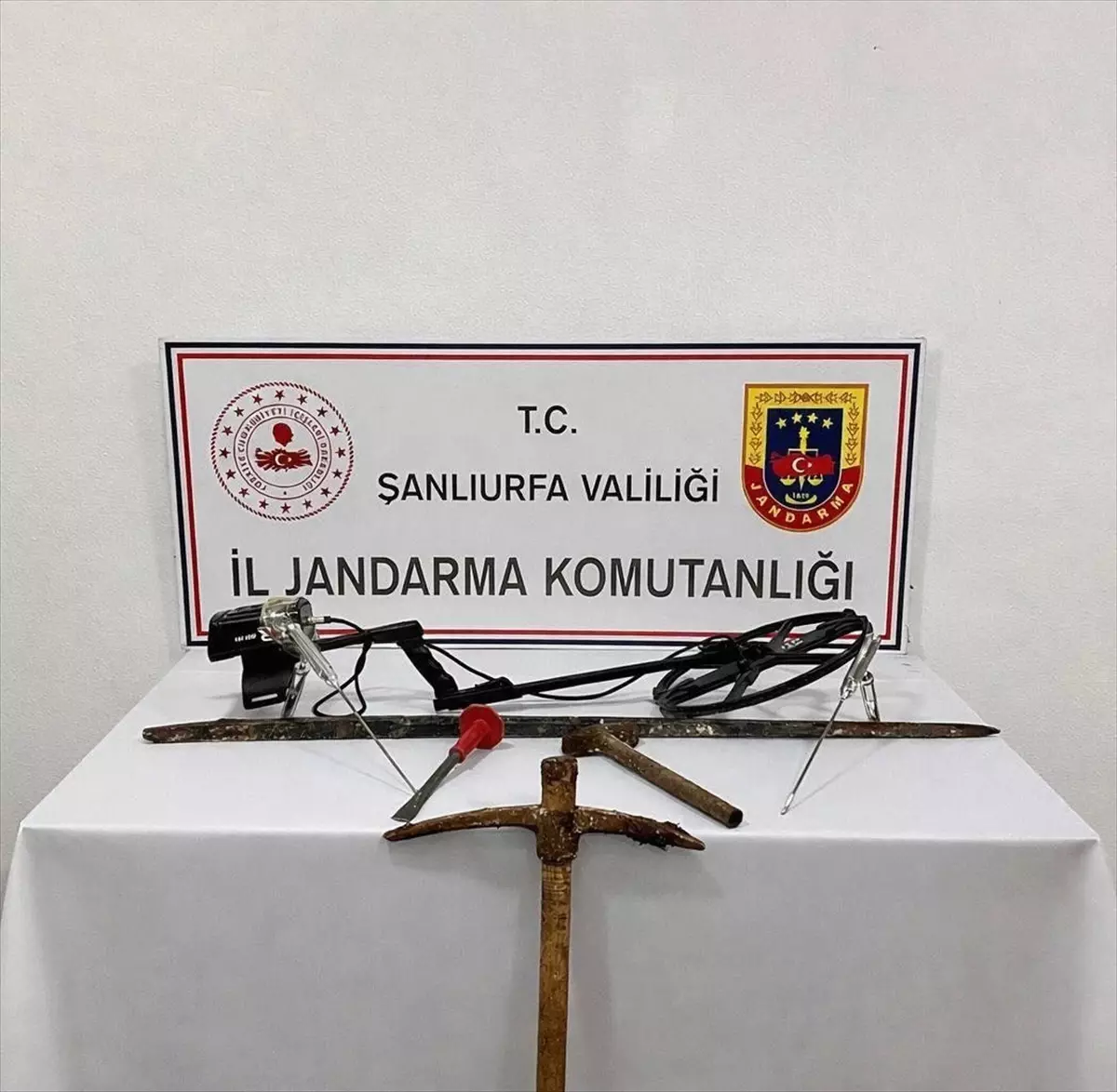 Şanlıurfa Haliliye'de Kaçak Kazı Operasyonu Sonuçlandı: 2 Şüpheli Tutuklandı