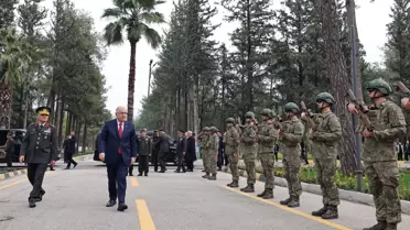 Savunma Bakanı Yaşar Güler, Osmaniye 12. Komando Tugayı'nda Denetim Yaptı