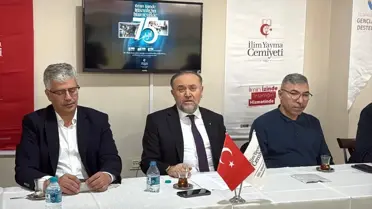 Basın toplantısında konuşma yapan İlim Yayma Cemiyeti Başkanı