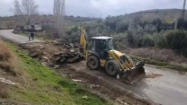 Manisa'nın Turgutlu İlçesinde Şiddetli Yağışlar Gediz Nehri'ni Taşırdı, Heyelan ve Çökme Olayları Yaşandı