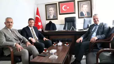 Erzurum Oltu’da DSİ Bölge Müdürü Oğuzhan Yavuz, Muhtarlarla Yatırım Planlarını Değerlendirdi