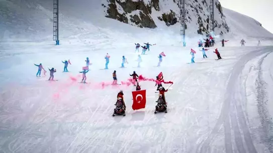 Hakkari’de Avrupa Kış Sporları Haftası Mergabütan’da Renkli Anlara Sahne Oldu
