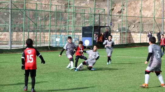 Merkezefendi’de U‑9 Şenlik Ligi Üç Ayda Büyük Coşku Yarattı