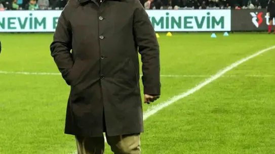 Kocaelispor Tribününde Yaşanan Üzücü Kaza: Genç Taraftar Hayatını Kaybetti