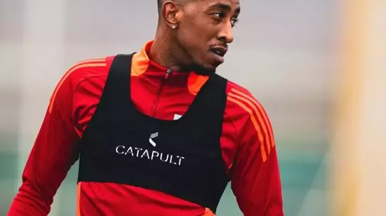 Brenet antrenmanda şut çalışması