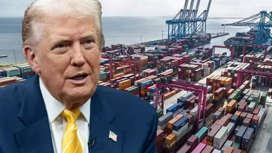 ABD, İran'la Ticaret Yapan Ülkelere %25 Ek Gümrük Vergisi Getirdi