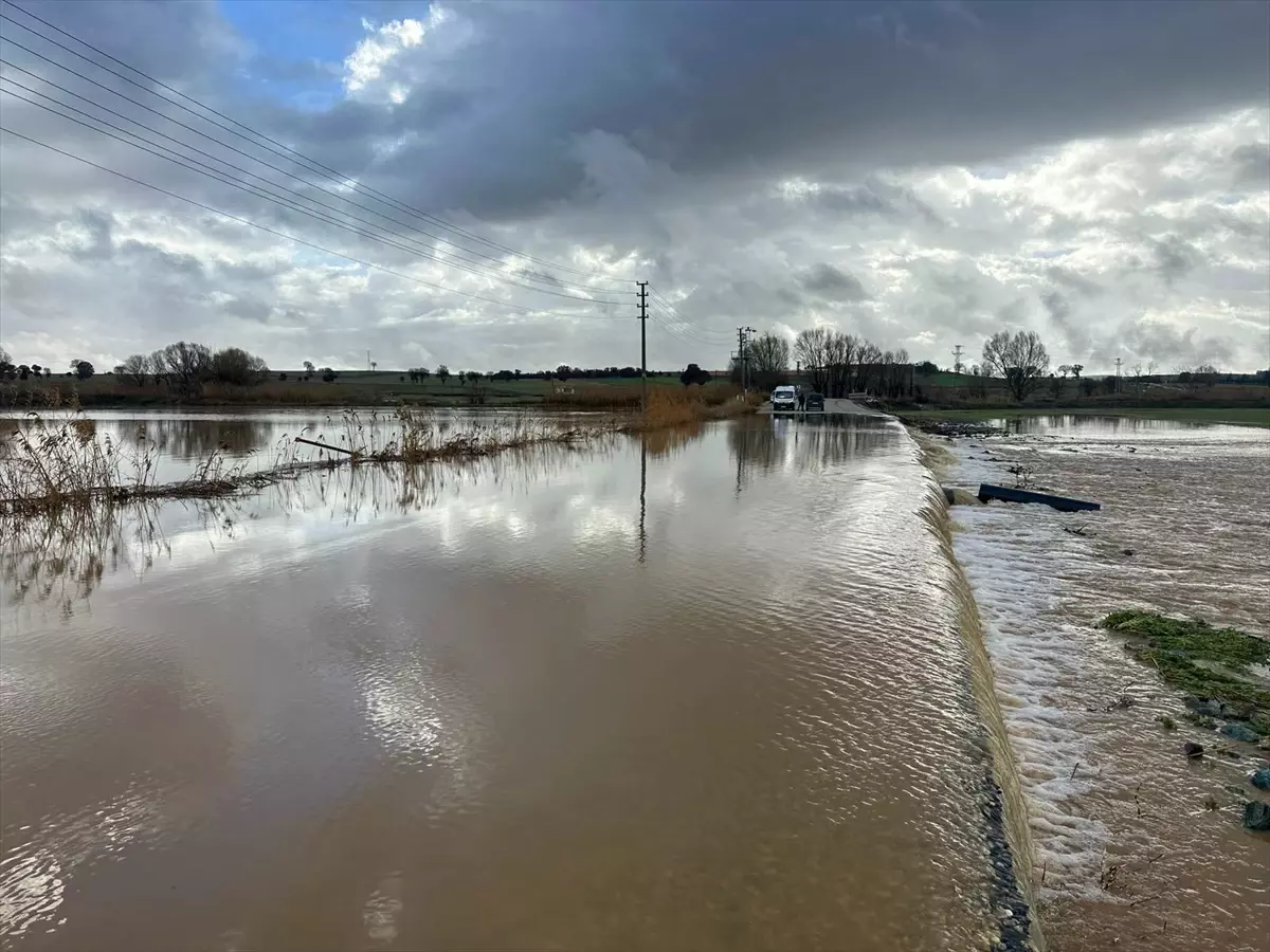 Uşak’ta Değirmendere Sel Felaketi: Tarım Arazileri ve İşyerleri Su Altında
