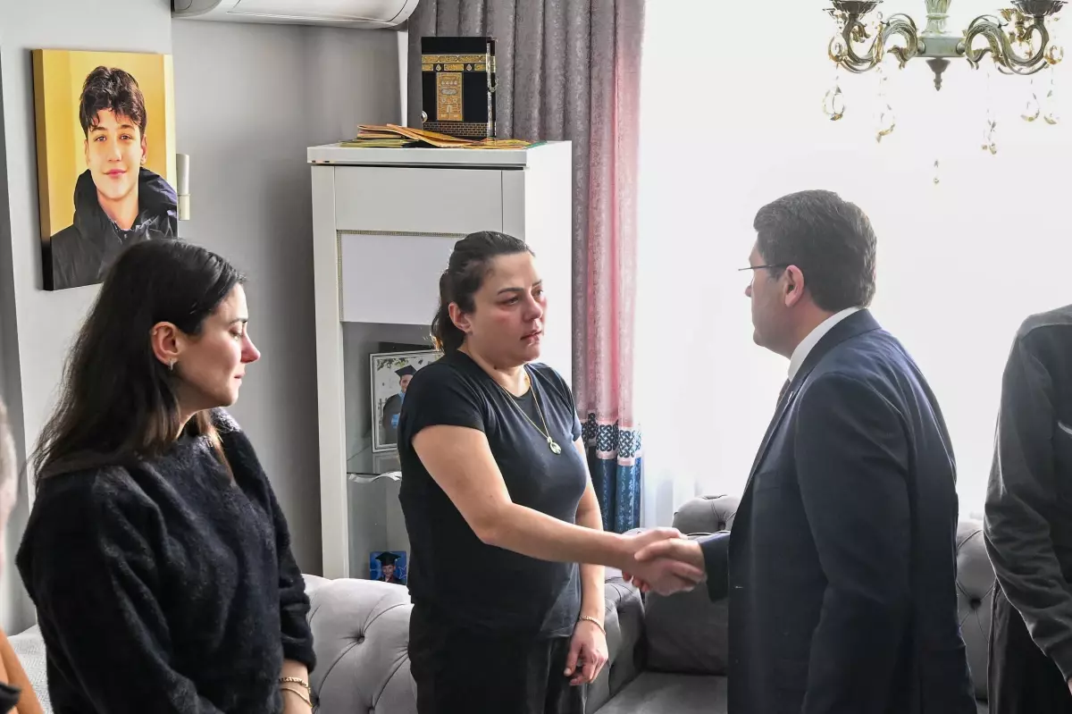 Adalet Bakanı Yılmaz Tunç, Atlas Çağlayan’ın Ailesine Taziye Ziyareti Gerçekleştirdi