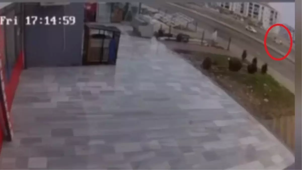 Diyarbakır’da Takla Atan Araç Alev Aldı: Güvenlik Kamerası Görüntüleri Ortaya Çıktı