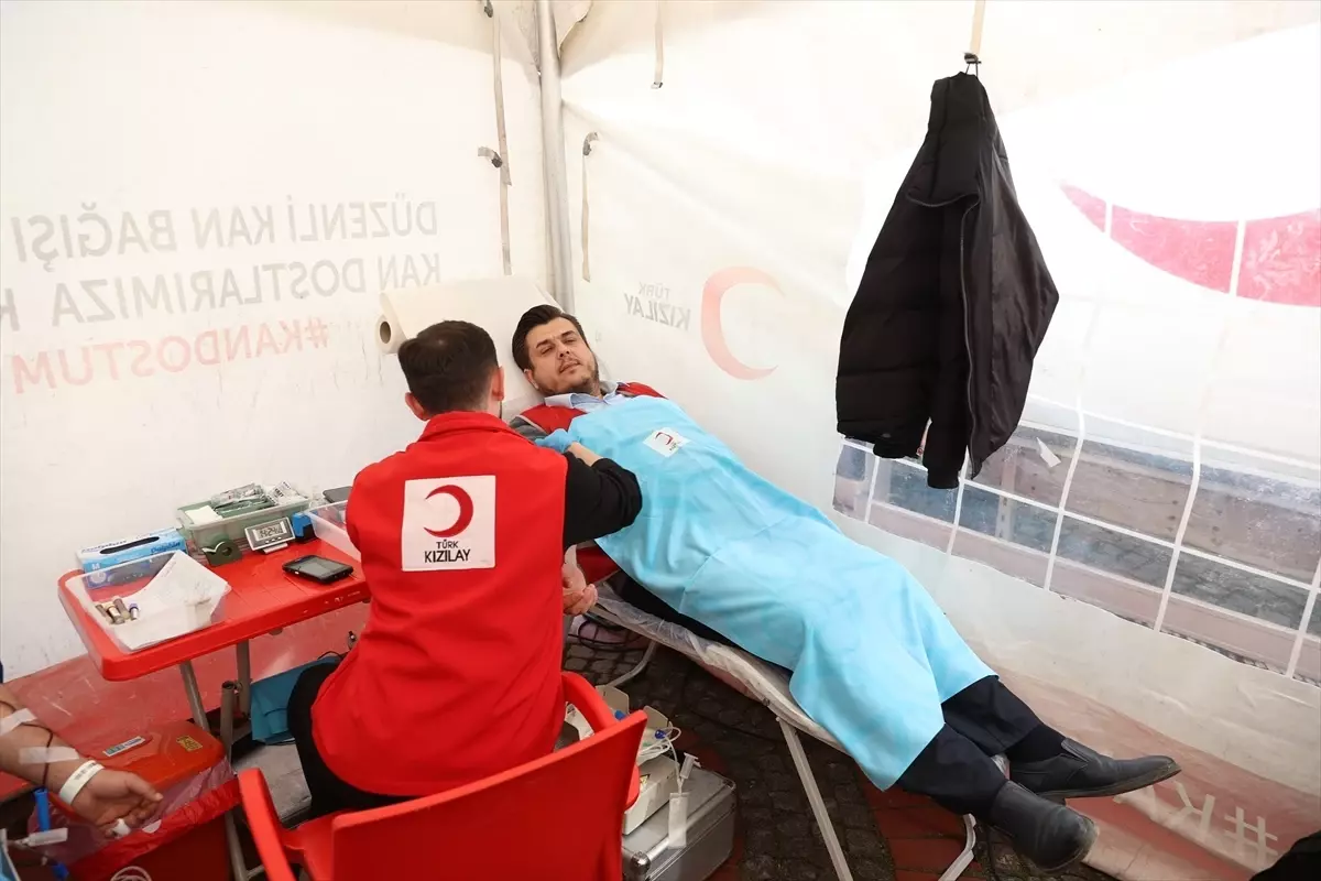 Edirne'de Kan Bağışı Kampanyası: Önder ve Kızılay İş Birliği Hayat Kurtarıyor