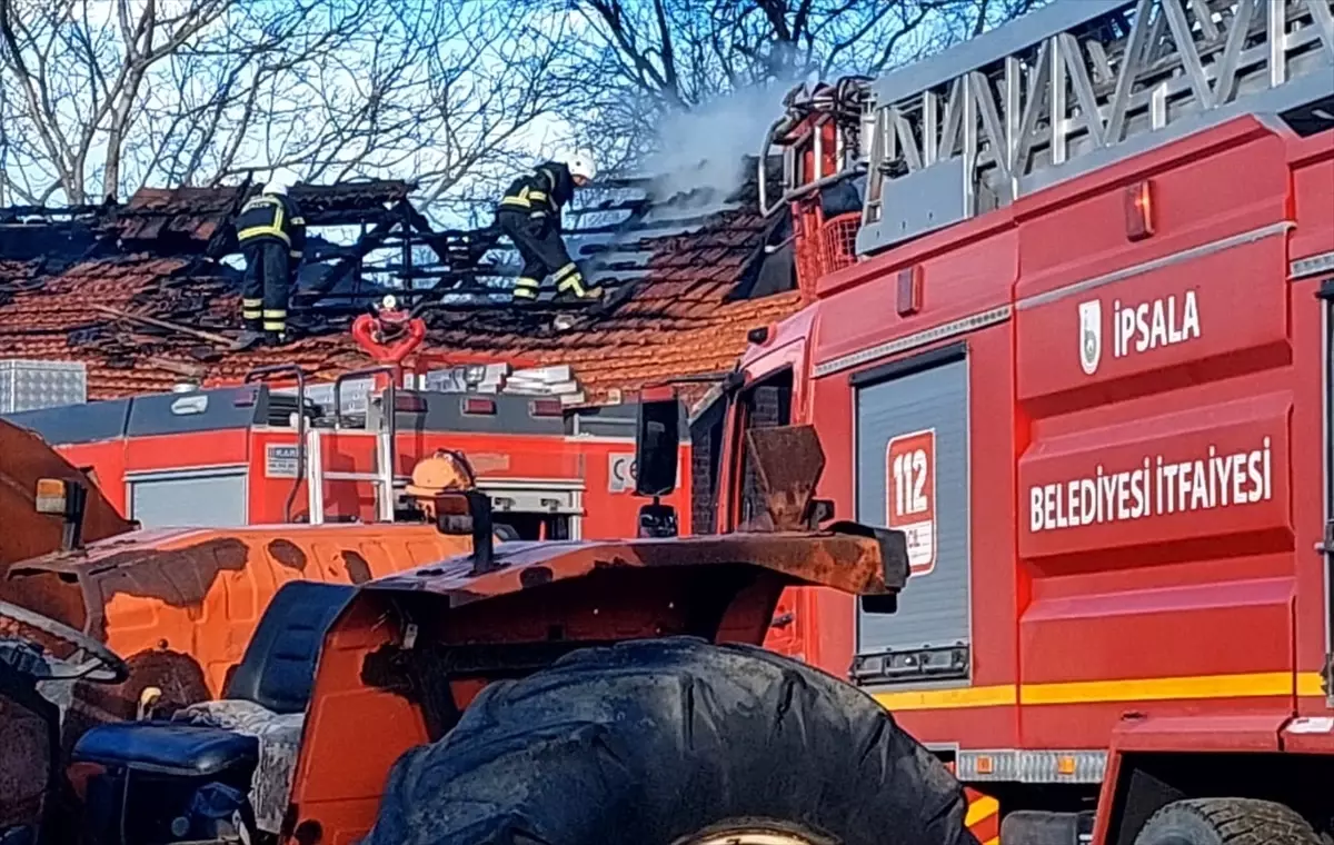 İpsala’da Tek Evde Çıkan Yangın Kontrol Altına Alındı