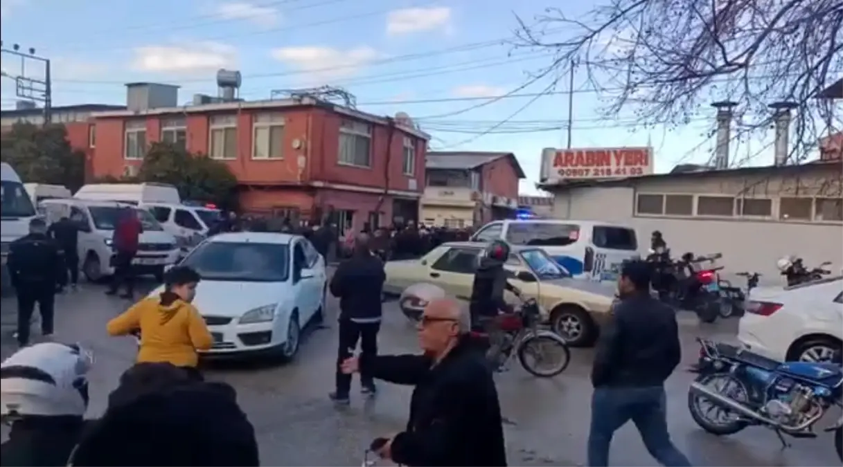 Adana’da Eski İş Yerine Girişim: Silahlı Saldırı Sonrası 4 Yaralı