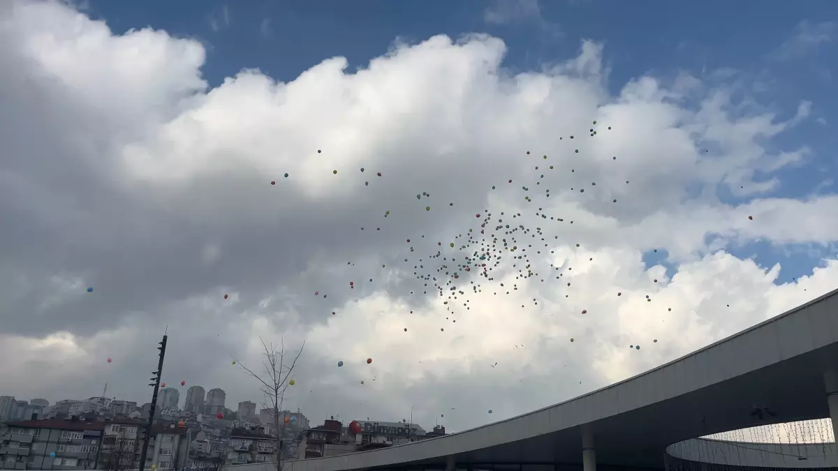 Uras Ege'nin Umut Dolu Gökyüzü: Renkli Balonlar Hayata Dokundu