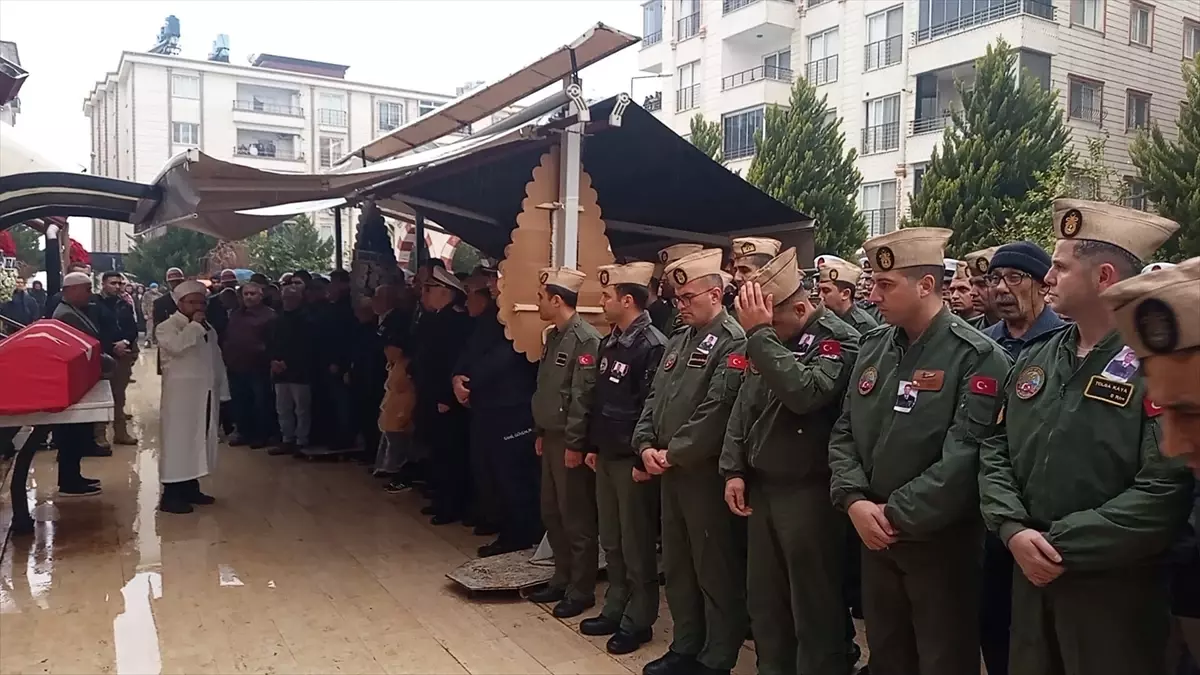 Kocaeli'de Trafik Kazası: Astsubay Kıdemli Üstçavuş Çağatay Subatay Şehit Oldu