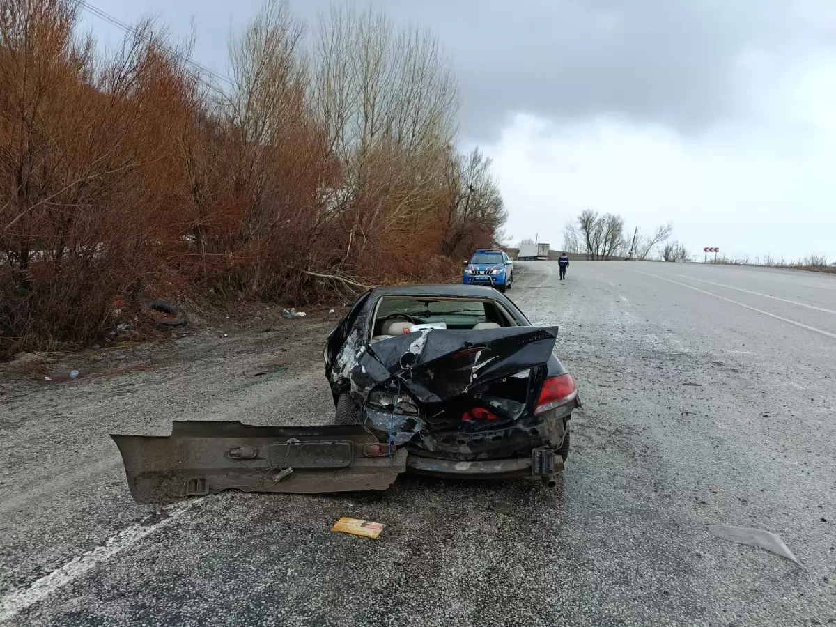 Doğanşehir’de Kontrol Kaybı: 5 Yaralıyla Devrilen Otomobil Olayı