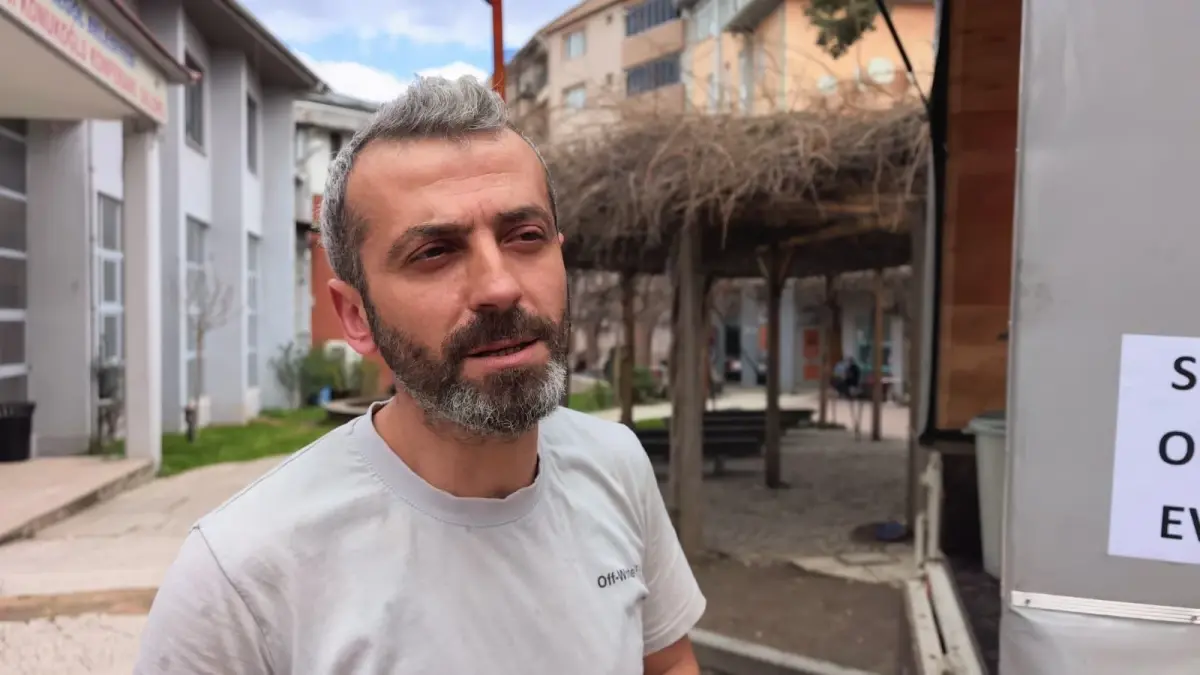 İnegöl'de Damat ve Gelin, Lokma İkramıyla Mutluluğu Paylaştı