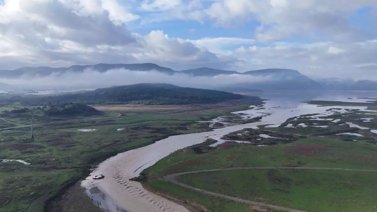 Yoğun Yağışlar İzmir Barajlarının Doluluk Oranını Yükseltti