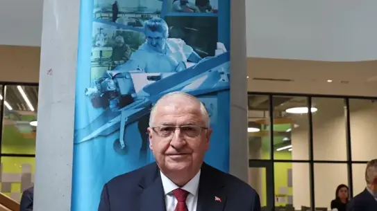 Bakan Güler, Özdemir Bayraktar Anısına Hazırlanan Belgeseli İzledi